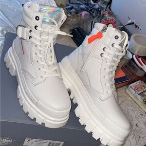 Palladium Women's White Leather Combat Boots Revolt Sport Ranger Star White US 6